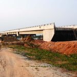 Cầu cửa lở thuộc DA đường ven biển Dung Quất-Sa Huỳnh giai đoạn IIb thi công dở dang
