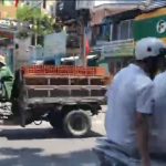 Xe chở gạch không che chắn