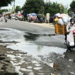 Đoạn đường thôn Tân Hy, xã Bình Đông hư hỏng nghiêm trong, người dân đi lại khó khăn
